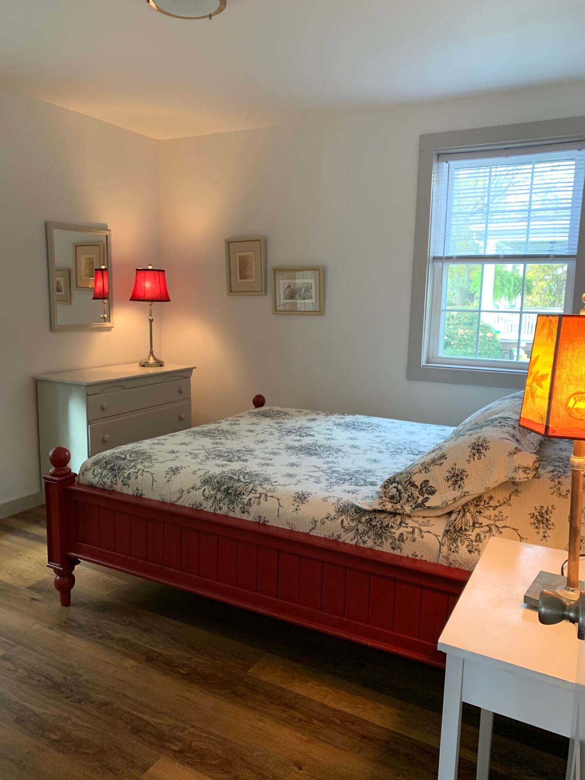 Spálňa - 1 manželská posteľ