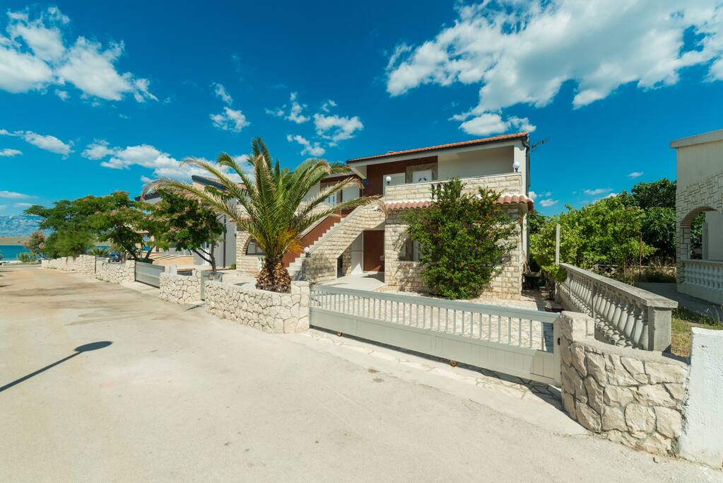 Summer vacation holiday just 30m from the beach