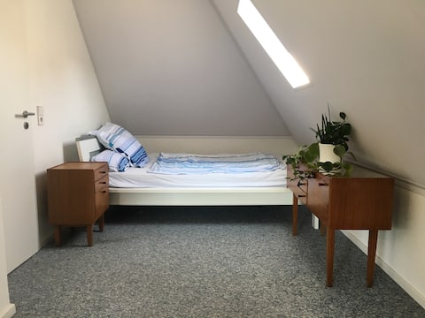 Beautiful 1-room apartment close to the city in the Teuto