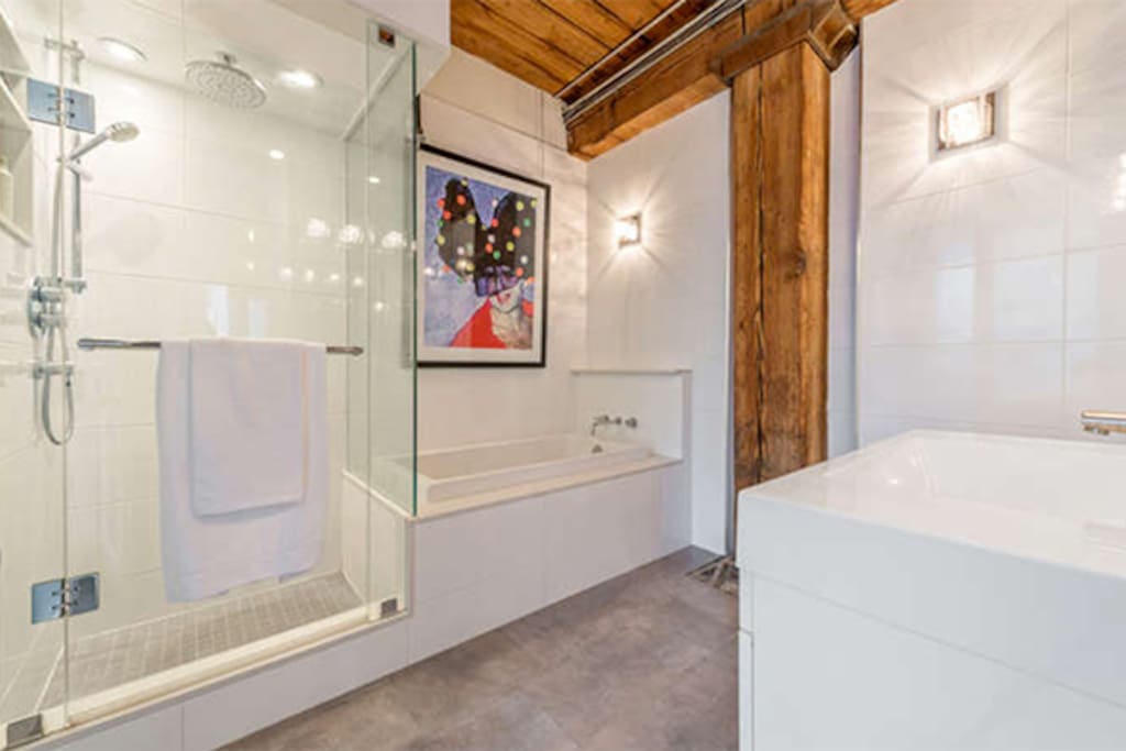 Rain Shower and Awesome tub