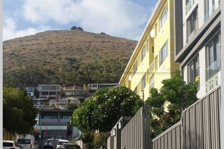 #9 Green Point 2 Bed/R Apartment near Waterfront gallery image 5