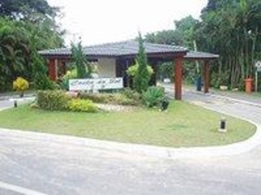 Entrada do Condomínio