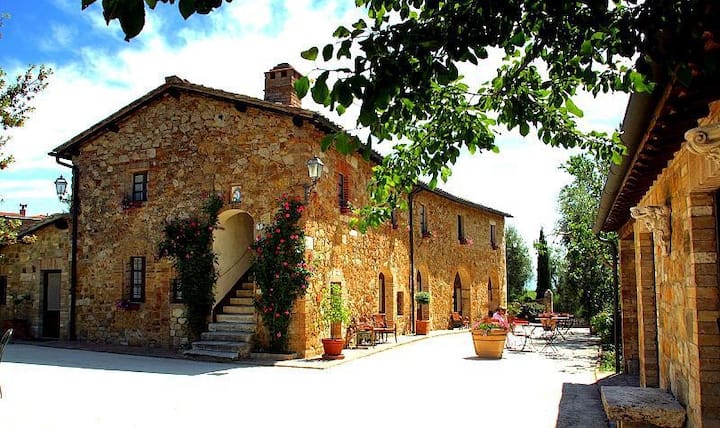 Studio apartment (2+1) in Val d 'Orcia - Tuscany