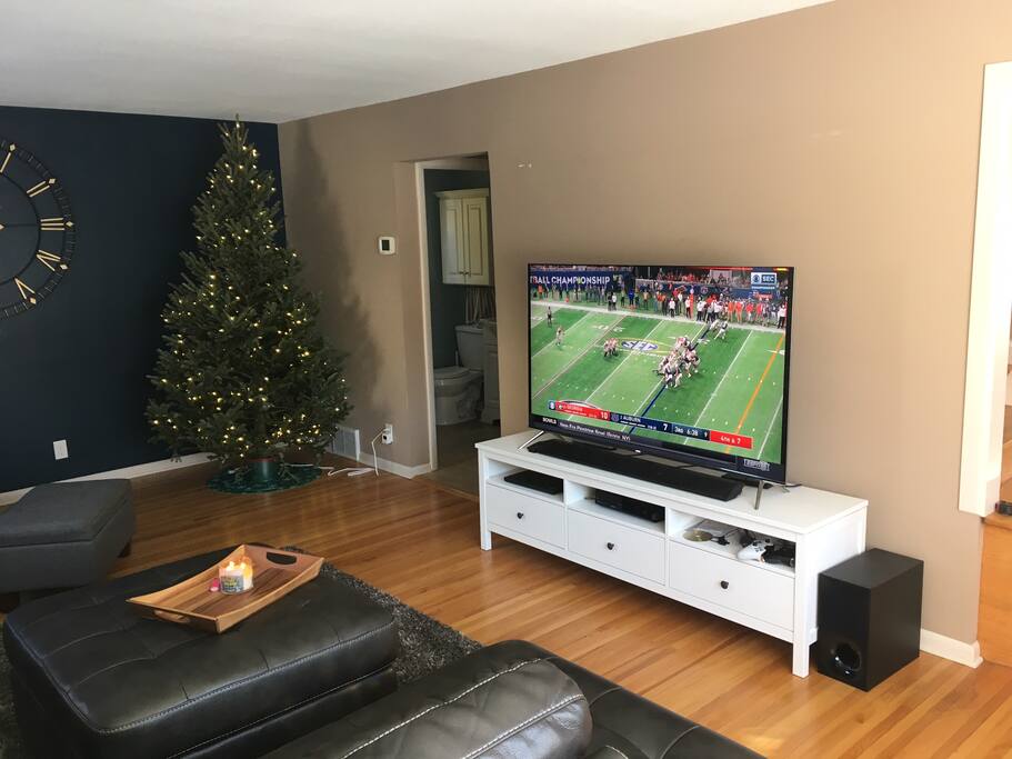 65" 4K TV w/ DirecTV