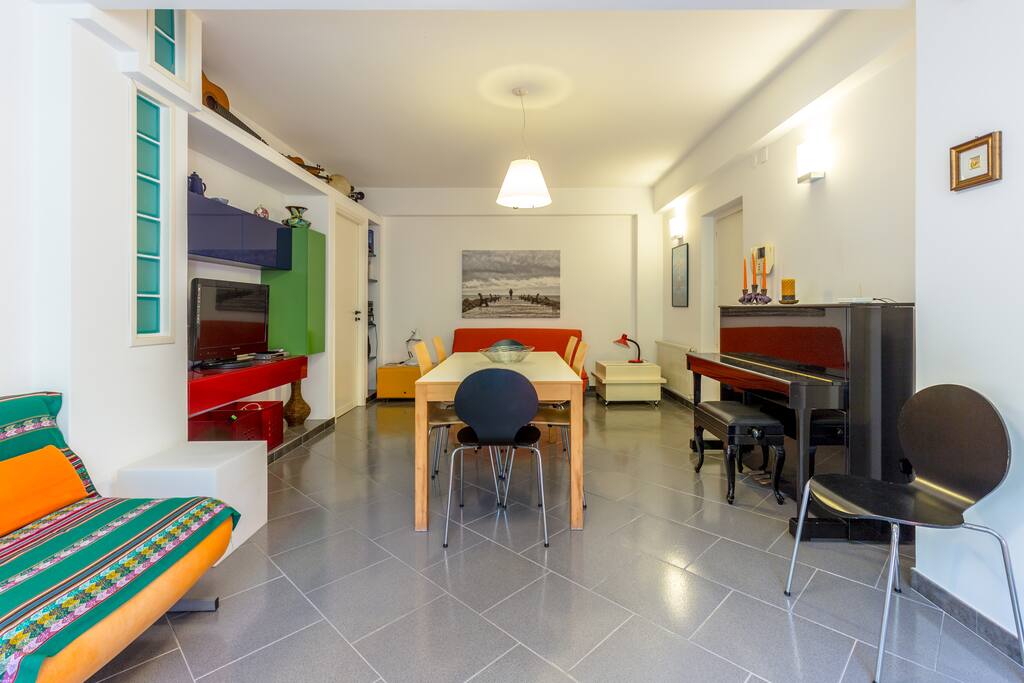 Living/dining room