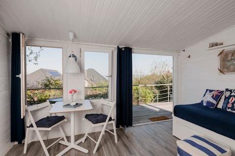 Leya's Cottage - your cozy home (with bikes)