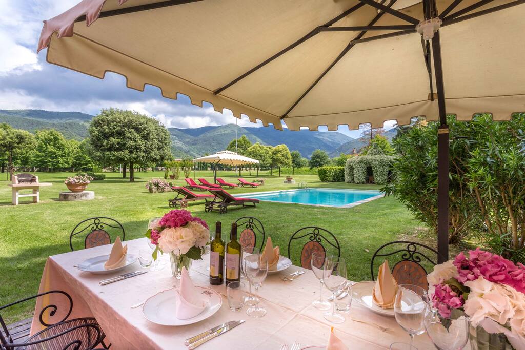 alfresco breakfast area