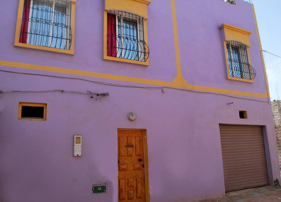 Appartement au premier étage de cette maison avec garage compris