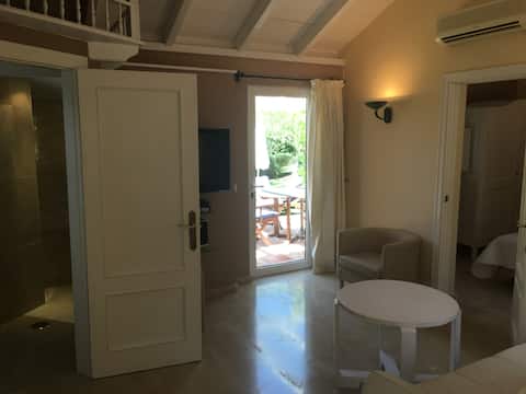 Propiedad de Airbnb exitosa: Charming Cottage La Casita for 2 - 3 pax en Mijas