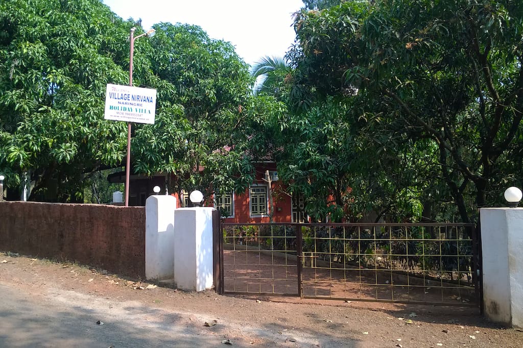 ENTRANCE TO MANGO VILLA