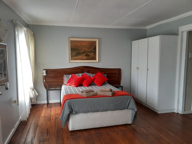 Airbnb Seafield Vacation Rentals Places To Stay