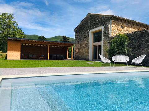 Large 5* cottage, 15 p. for family/friends in Provence