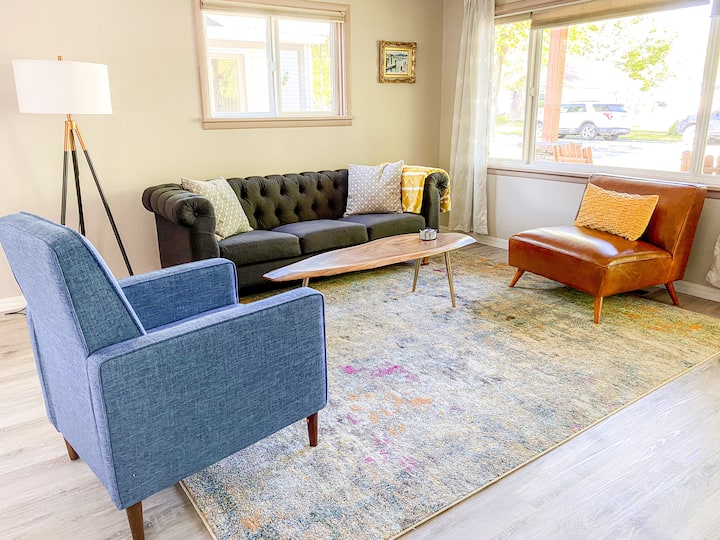 Downtown Cozy Mid Century Retreat With Ac - Kalispell, MT