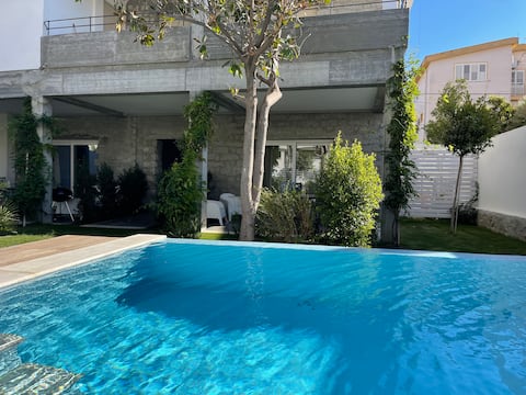 Fabulous loft with pool use