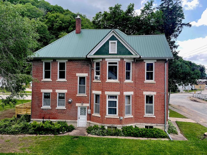Parsonage of Glen Haven Houses for Rent in Glen Haven, Wisconsin