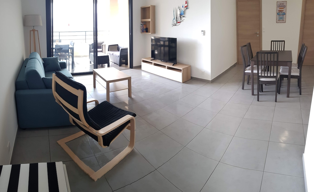 Successful Airbnb property: T3 82m², Sea View, Beach Walking, A/C, Parking S/S in Propriano