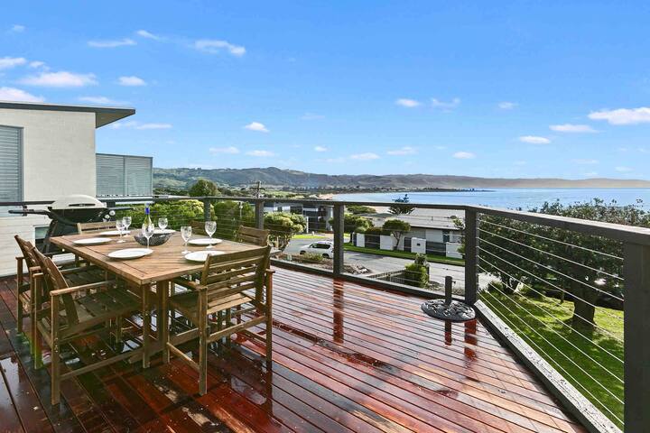 La Luna – Beach shack with breathtaking view gallery image 3