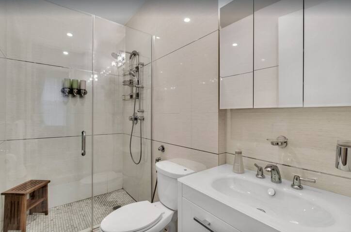 Columbus Circle/Times Sq./Central Park. Back patio gallery image 5