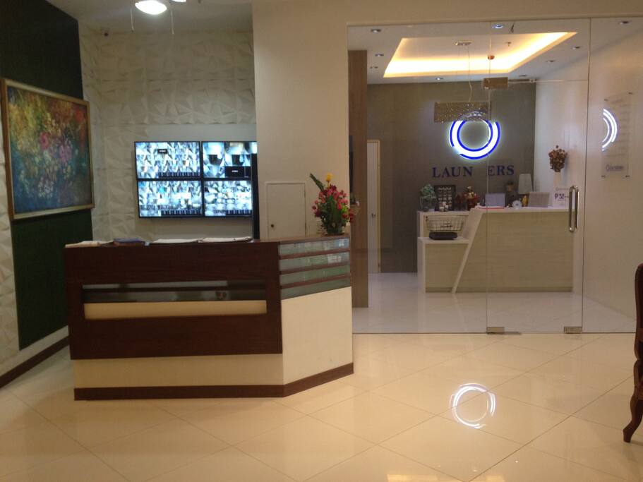 lobby security and laundry