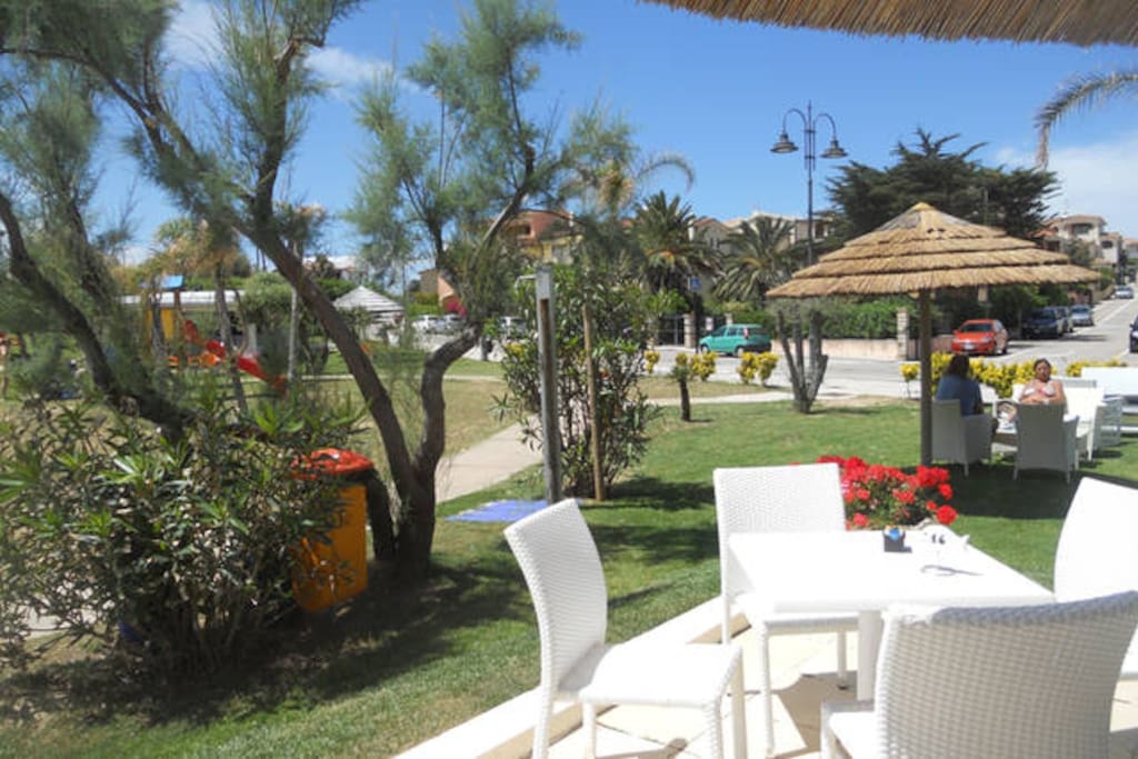 Beach Bar