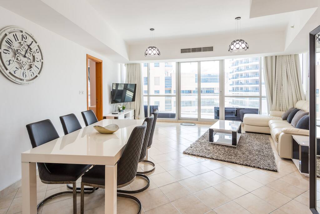 Living and Dining Area
