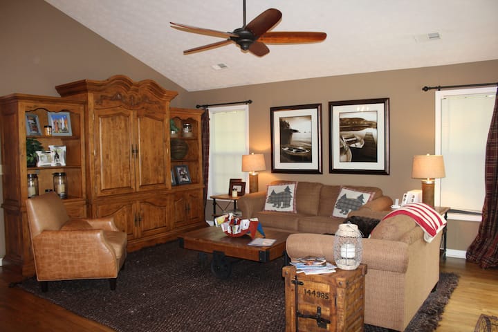 Cabin On Lake Oconee - Lake Oconee, GA