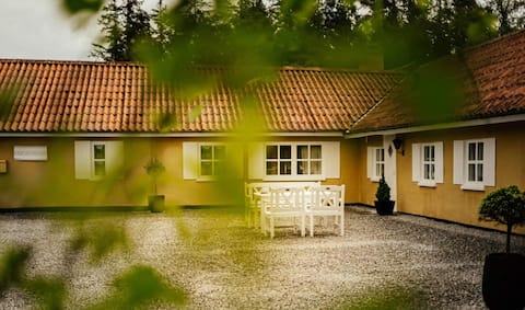 Knagsborghus family home near the beach and Skagen