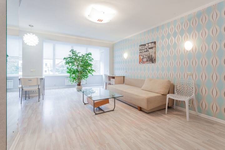 Khreschatyk Block Arena Facing New Apart