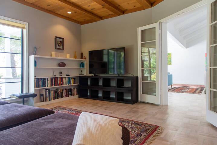 Amazing View-Pool-Spa Home Near Universal Studios gallery image 3