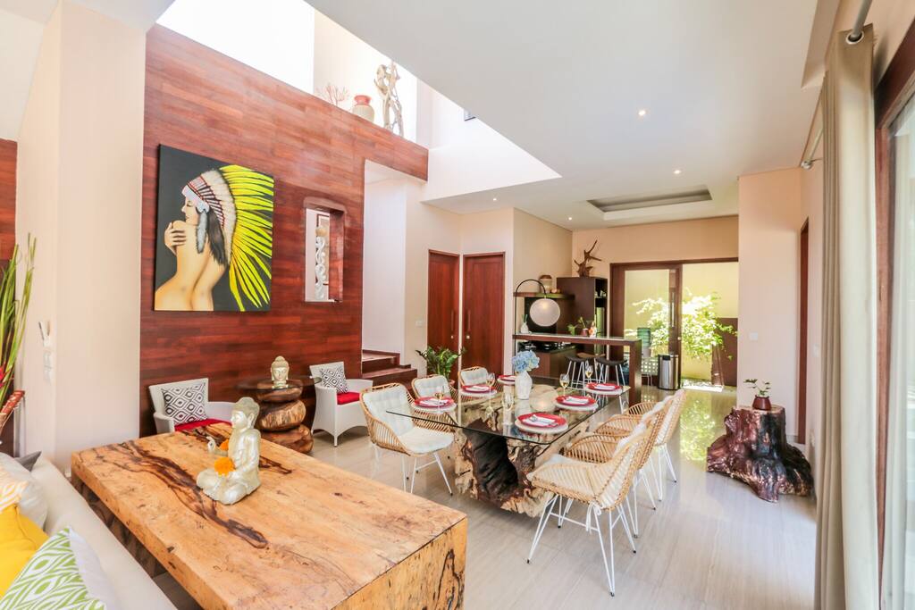The huge dining space, perfect for a night in with our chef preparing a meal