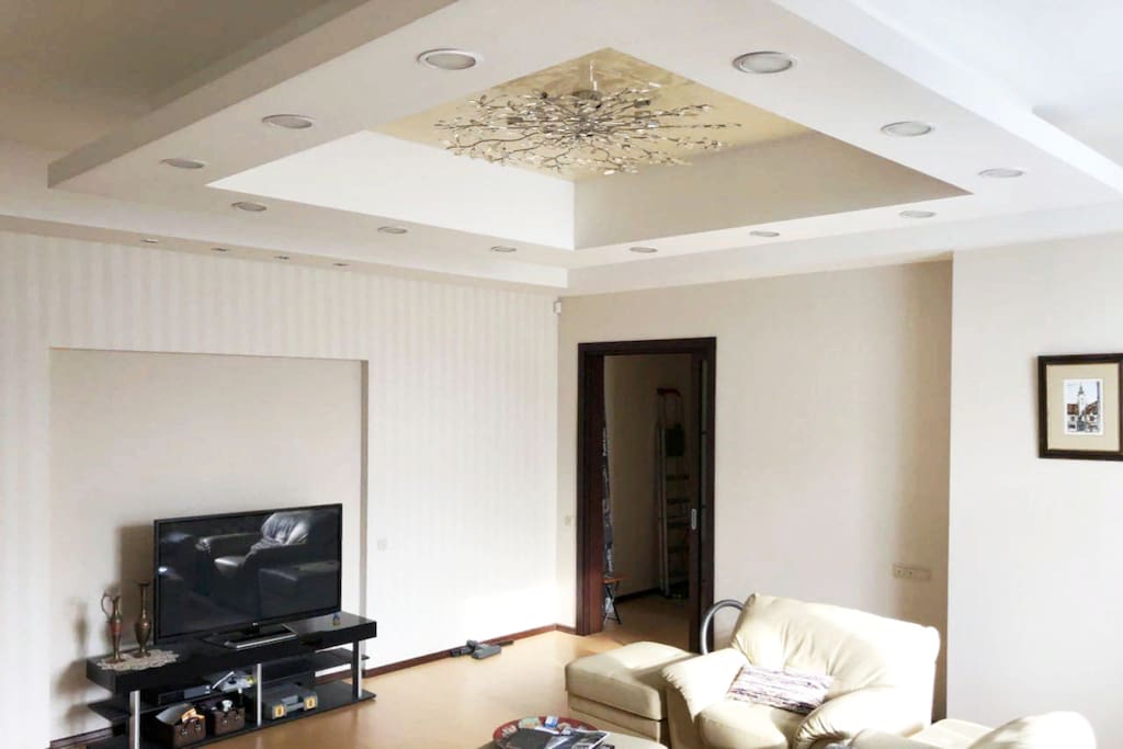 Large living room 35sqm / Большая гостиная, 35м2