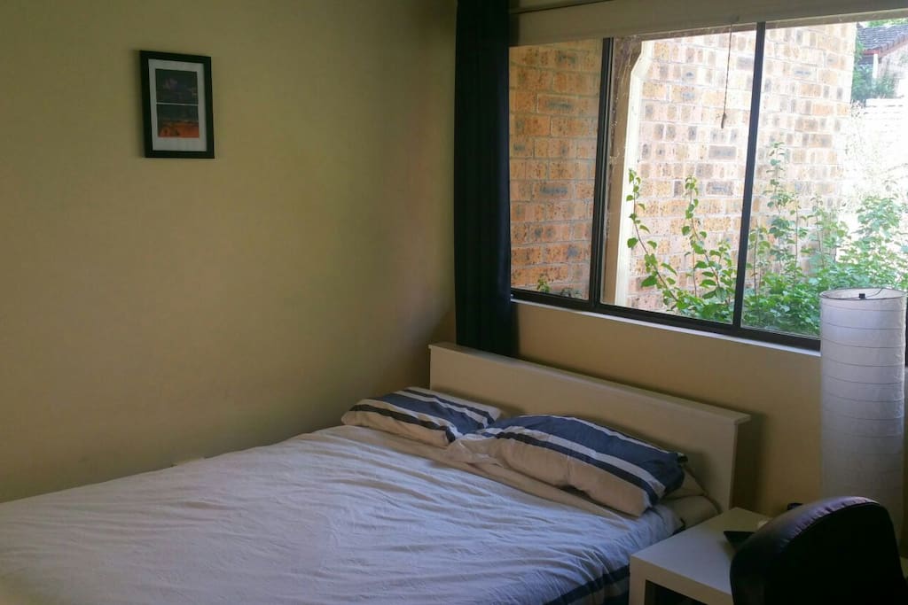 Bed room