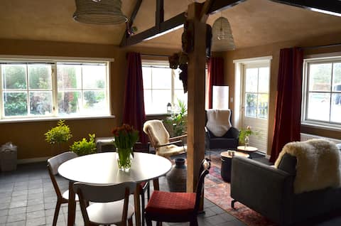 Top performing Airbnb: Schoorl Het Leemhuis in Schoorl Met Bregtdorp