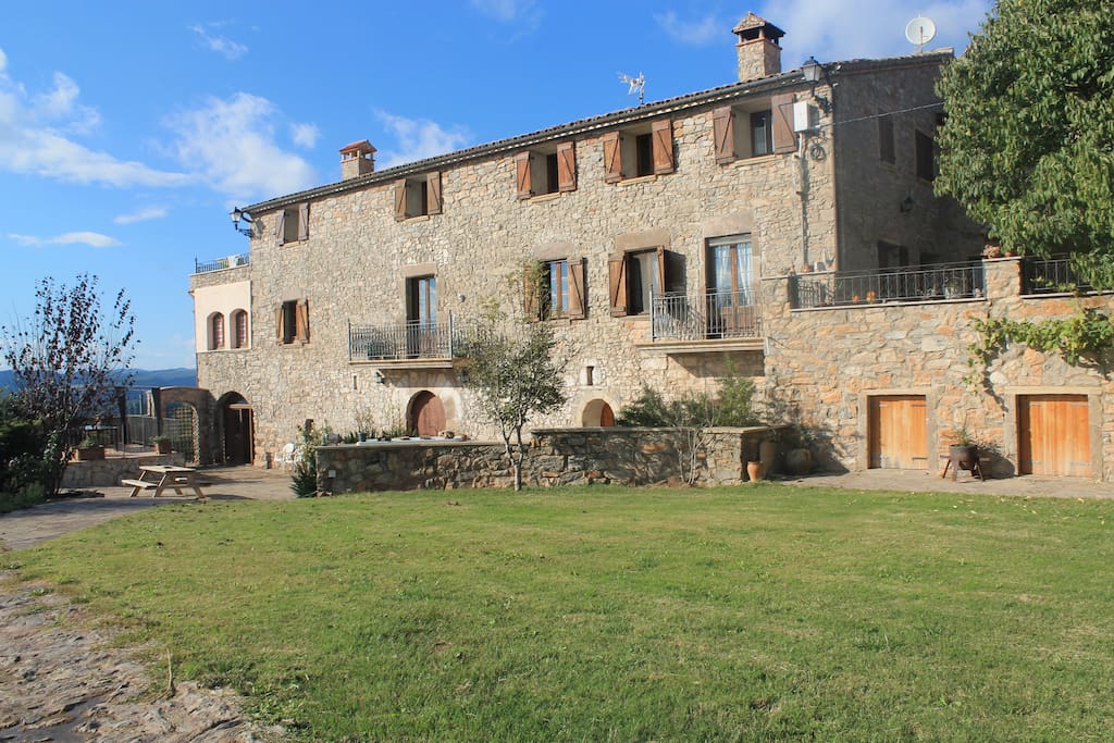 diferentes apartamentos en la misma masia