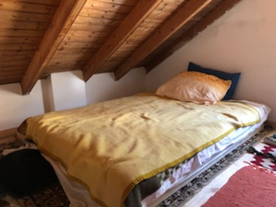 Bunk bed
