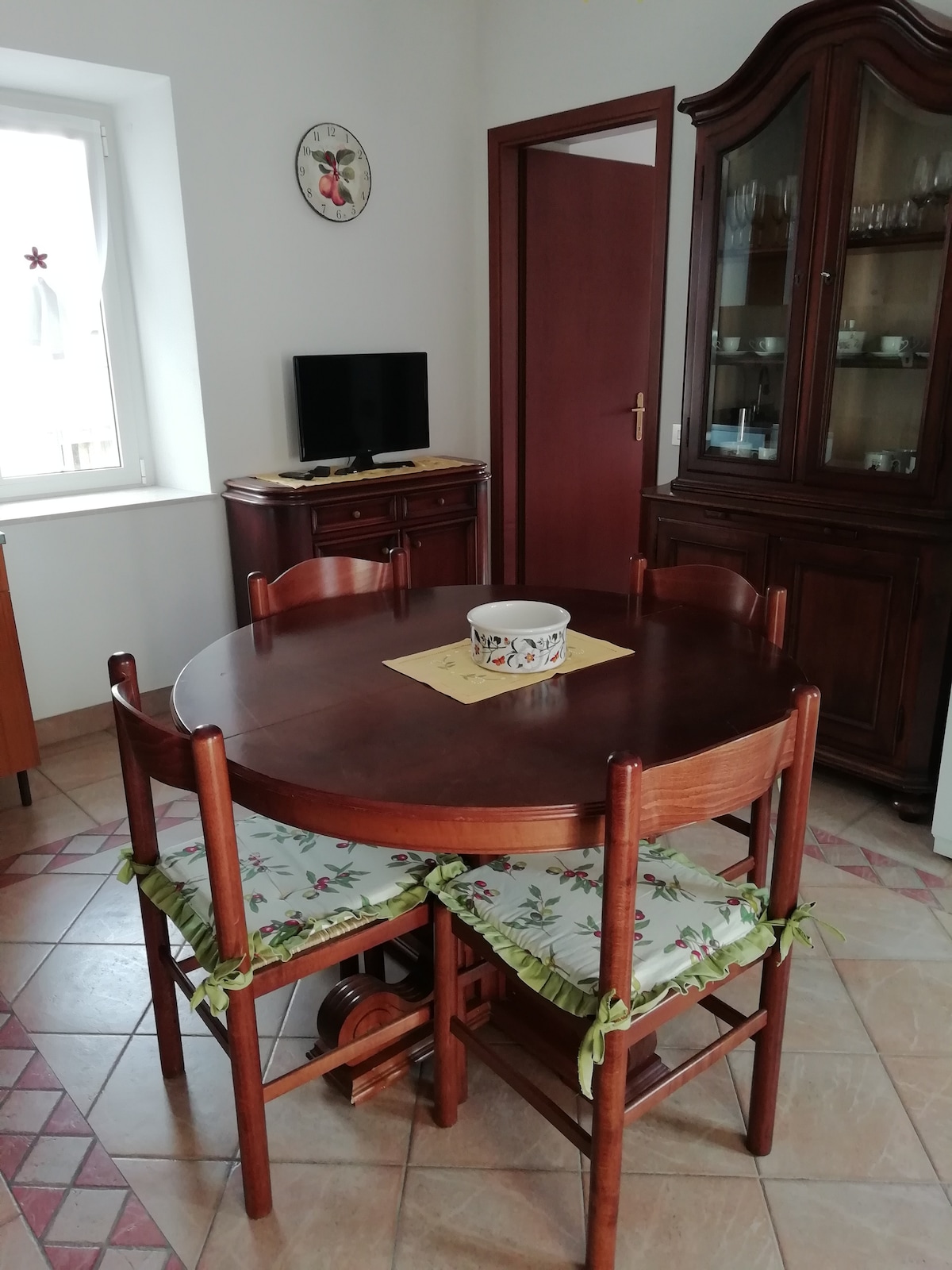 Top Airbnb: A Nest in the Valley in Piacenza