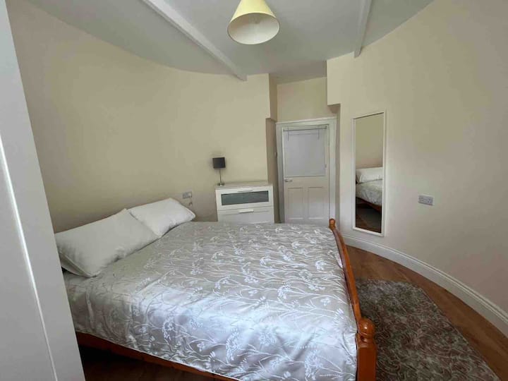 საძინებელი 3