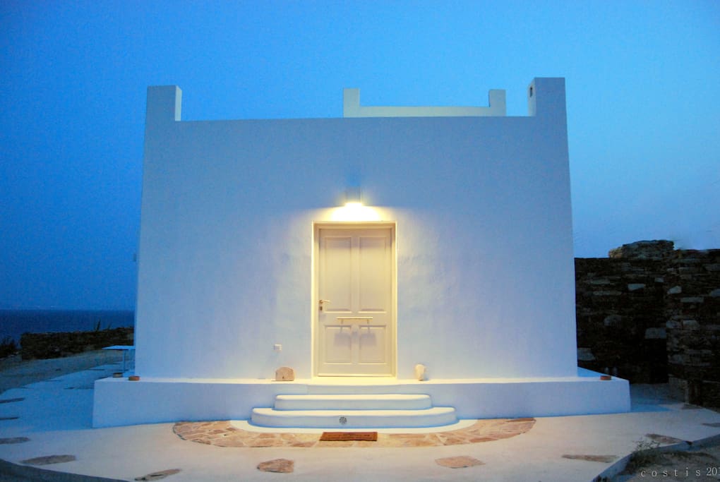 The entrance of Ios Art Villa . http://ios-cyclades.weebly.com
