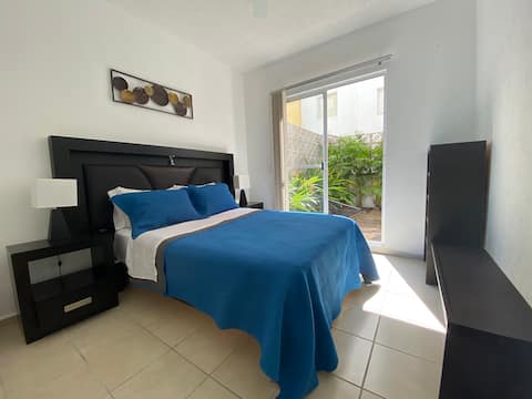 Apartment on the ground floor, terrace, air conditioning, WiFi and pool R