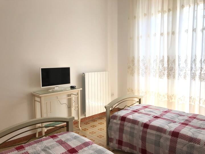 საძინებელი 2