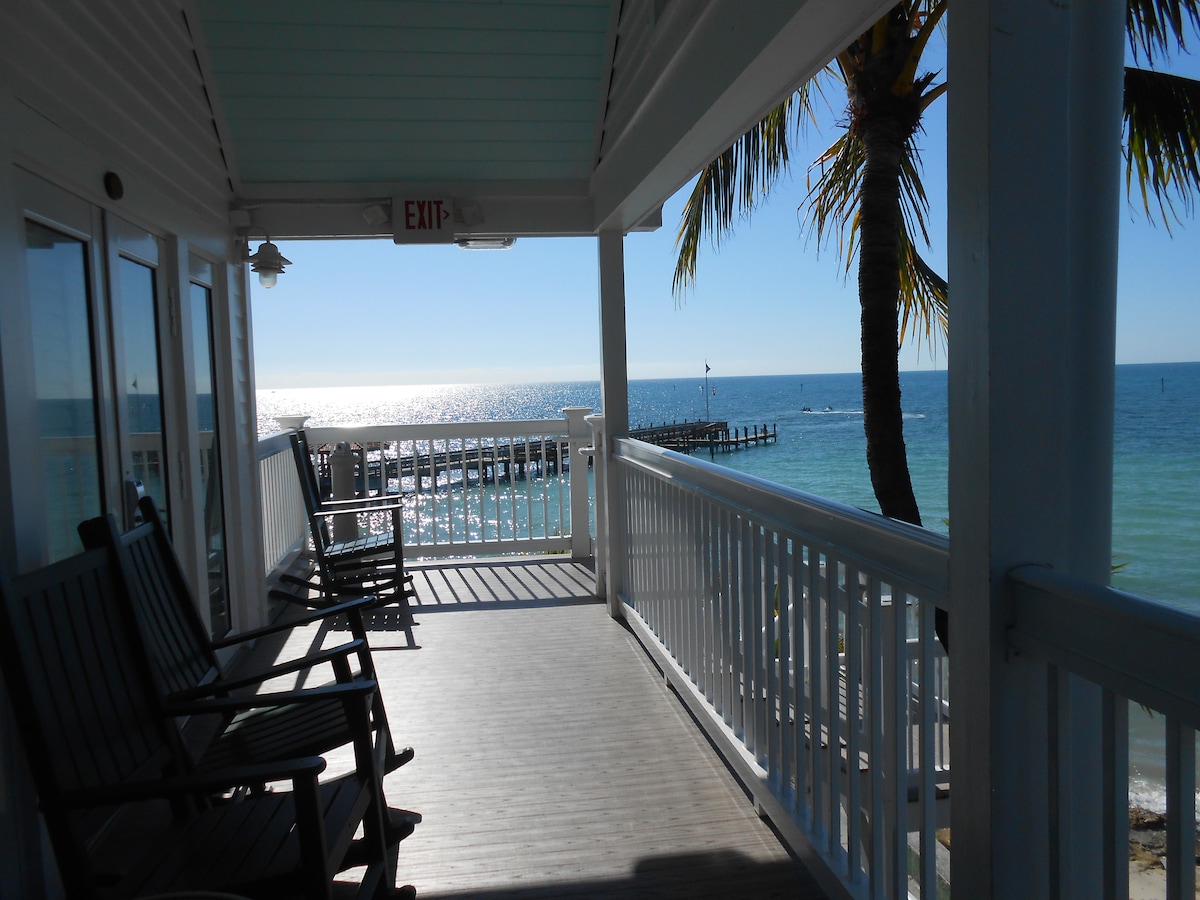 Curated visual reference: Picture Idea: Ocean Front Studio Private Sandy Beach In Key West