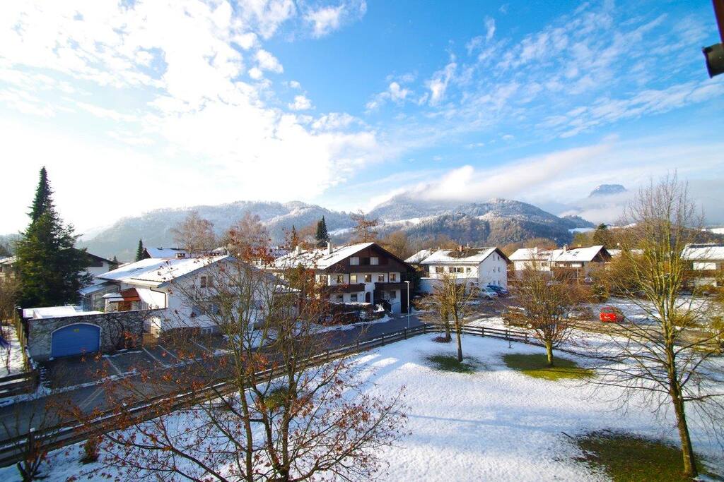 Ausblick auf's Hocheck vom Balkon aus
