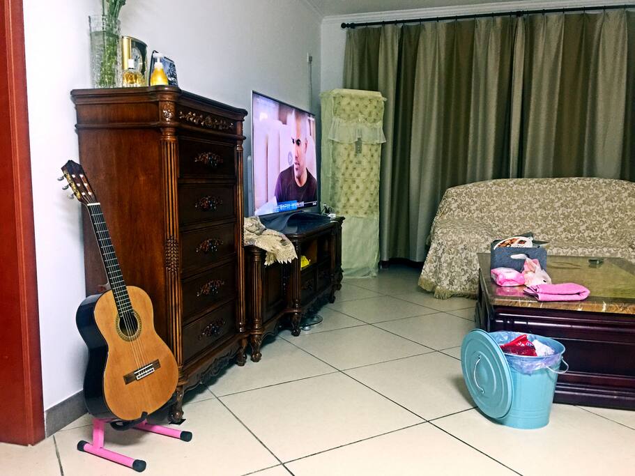 Living room 大客厅