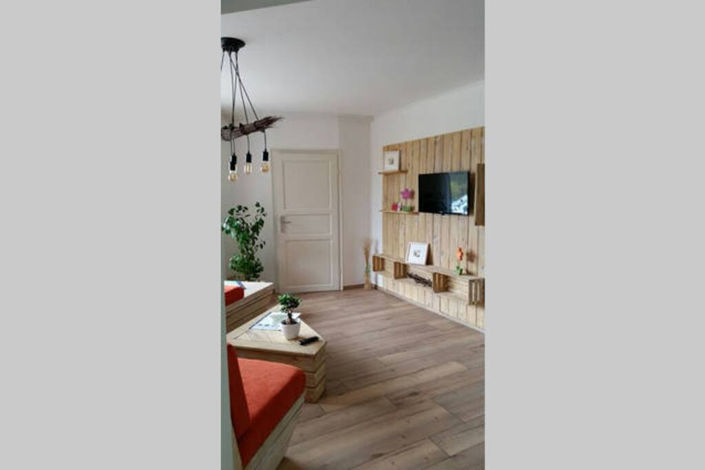 Wohnbereich mit TV