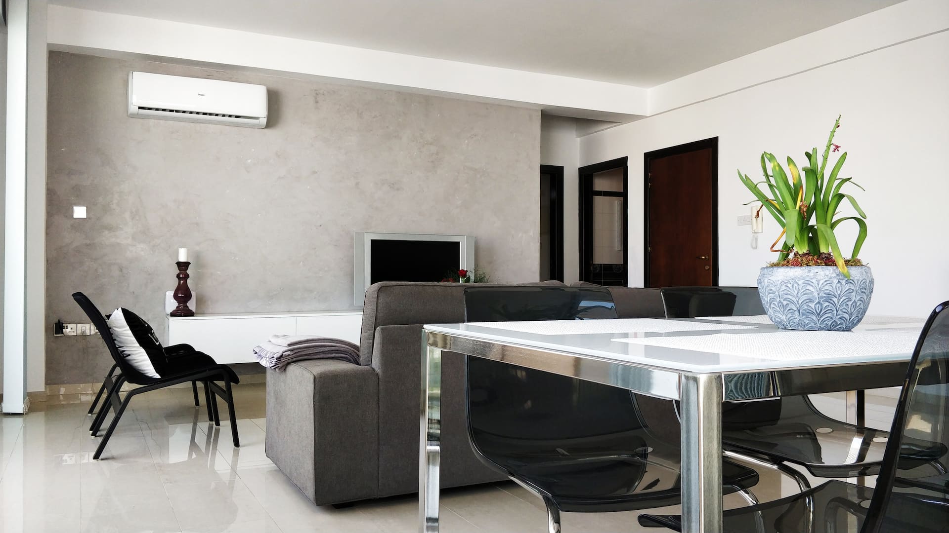 Elegant 2BR apt SuperClean, in the heart of Paphos