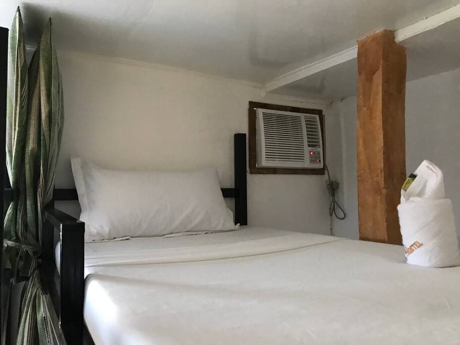 bed in 4 bed dorm room (Php 900/person/night/bed)