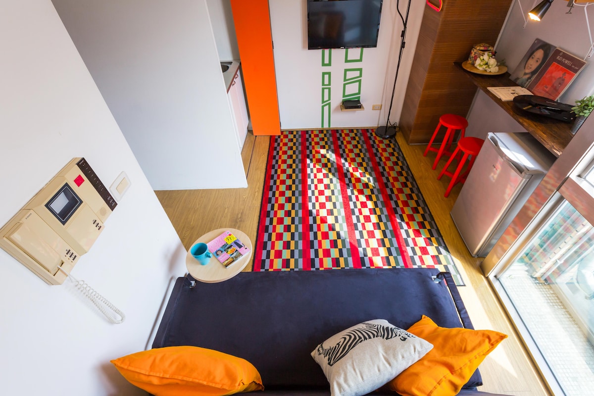 LIGHT @타이베이 시먼딩/타이베이 시먼/무료 와이파이/2인 - 萬華區의 로프트에서 살아보기, 台北市, 대만 - 에어비앤비