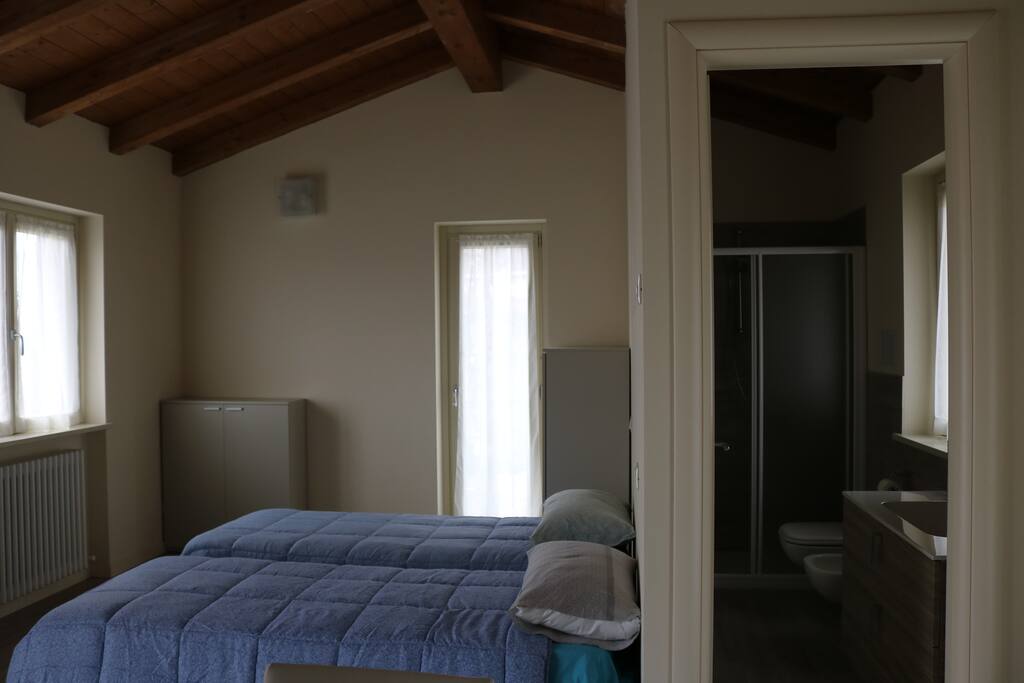 Zona notte con bagno