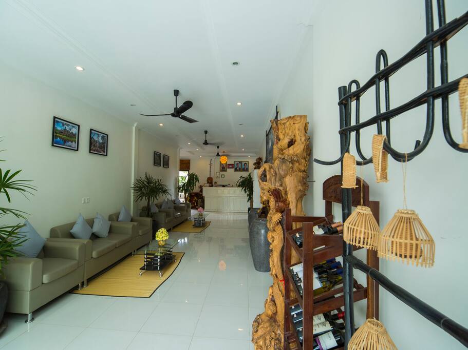 Rithyrine Interior
