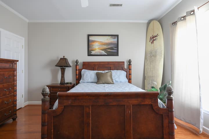 ห้องนอนที่สองพร้อมห้องน้ำเต็มรูปแบบ